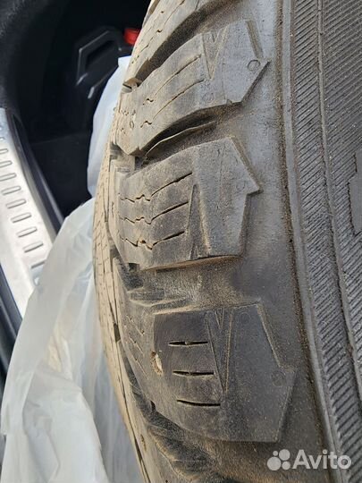 Nokian Tyres Hakkapeliitta 9 SUV 315/40 R21 115