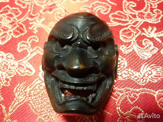 Маска-нэцкэ Шиками