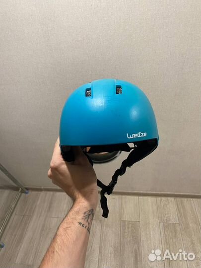 Шлем и очки горнолыжные