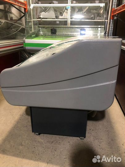 Холодильная витрина