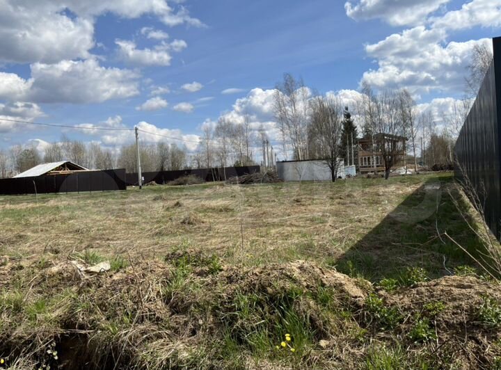 Участок 7 сот. (ИЖС)