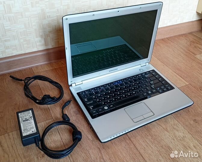 Ноутбук Samsung R410 plus 14