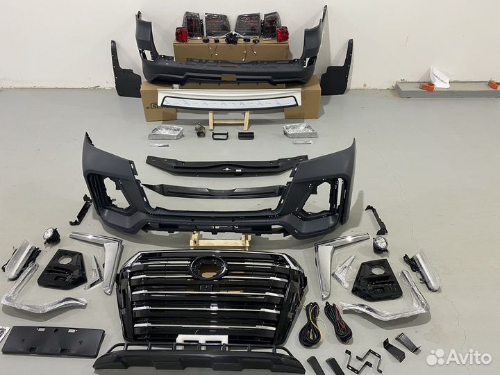 Комплект рестайлинга Navigator Toyota 200