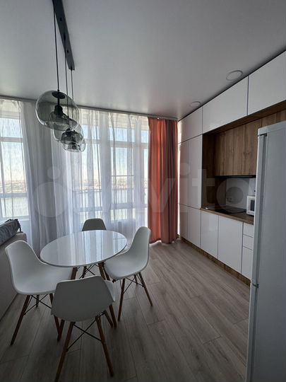 Квартира-студия, 30 м², 18/19 эт.