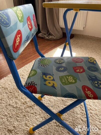 Детский столик и стульчик
