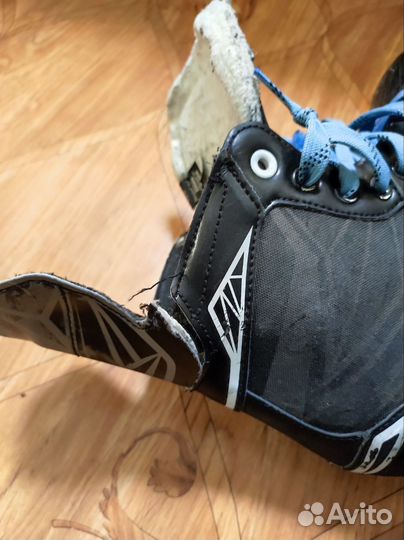 Хоккейные коньки Bauer supreme S140 размер 42