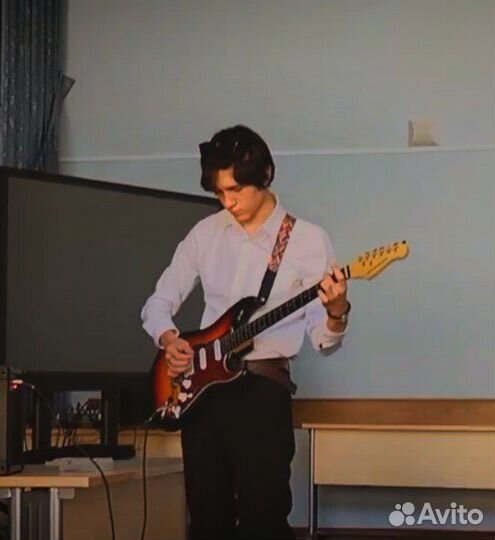 Электрогитара rockdale stars HSS sunburst