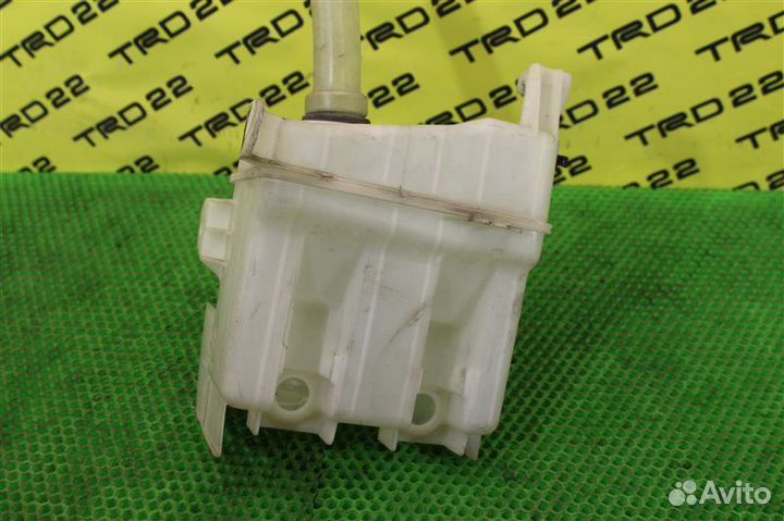 Бачок омывателя Toyota Ipsum ACM21 2azfe