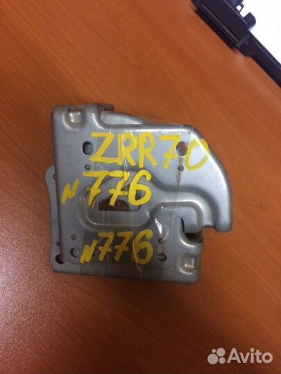 Крепление для магнитолы