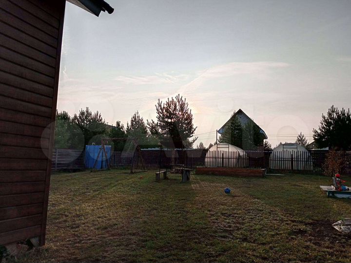 Коттедж 97 м² на участке 8 сот.