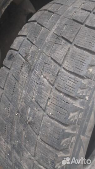 Bridgestone Blizzak Revo2 225/60 R16