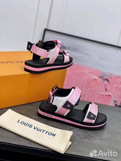 Сабо Louis Vuitton