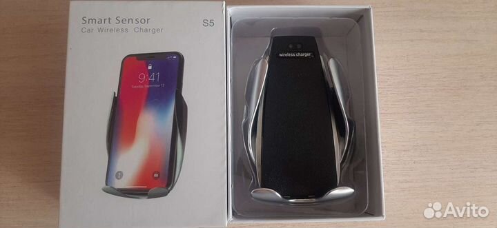 Автомобильный держатель с беспроводной зарядкой