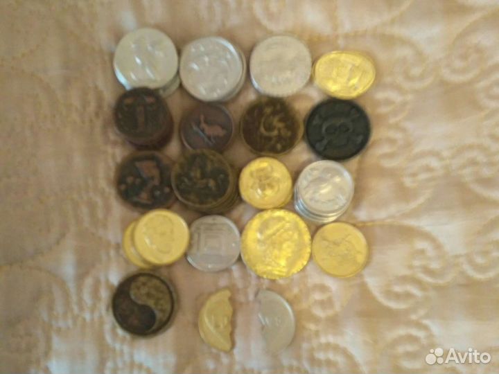 Монеты магнит