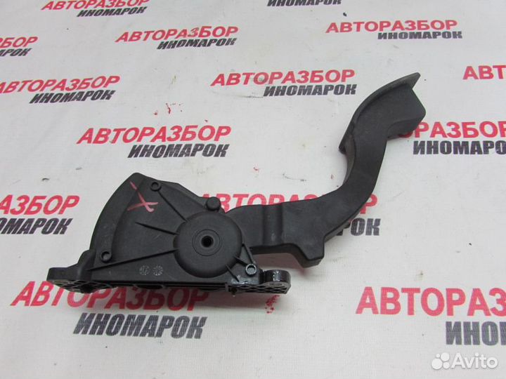 Педаль газа для Mazda 3 2002-2009г