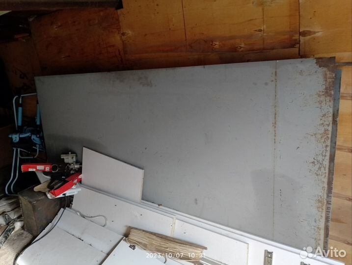 Ворота гаражные металлические