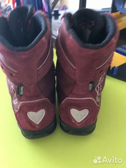 Ботинки на девочку Geox