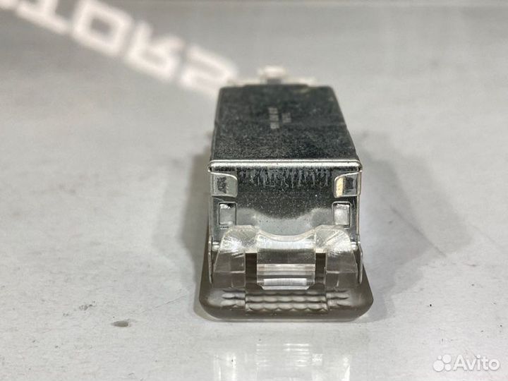 Плафон салона Volkswagen Touareg 7L AXQ/4 2006