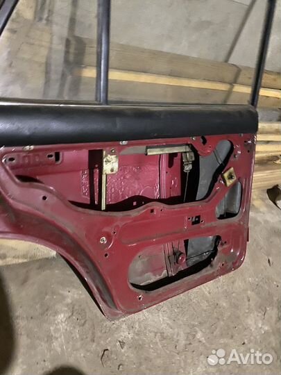 Дверь левая задняя ваз 2105-07