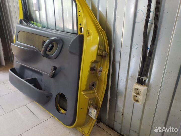 Дверь передняя левая для Berlingo (M49)