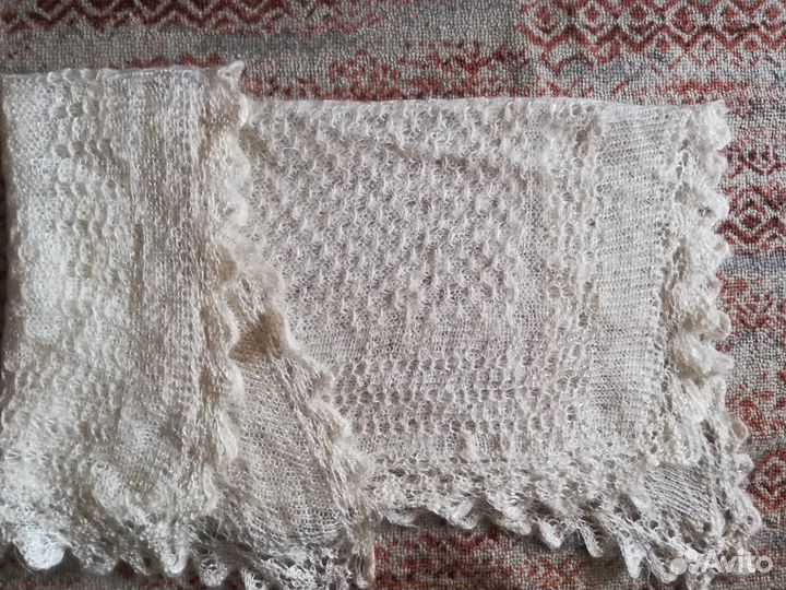 Пуховый платок паутинка