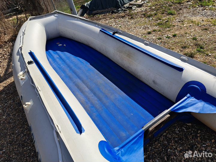 Продам лодку Solar 380 б/у с тентом