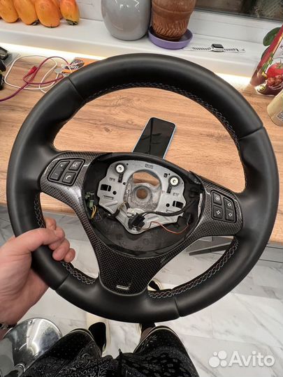 Руль BMW M3 E-92 E-90 карбон целка