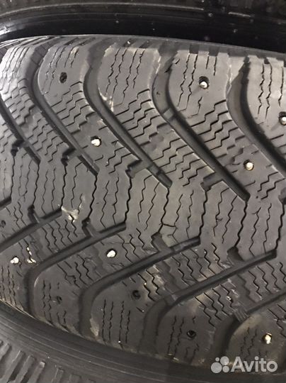 Goodyear UltraGrip 500 255/65 R17