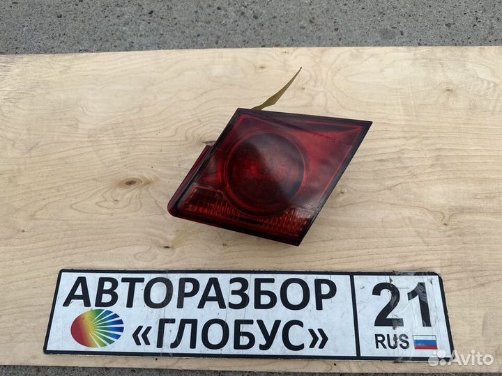 Фонарь правый внутренний Chevrolet Cruze