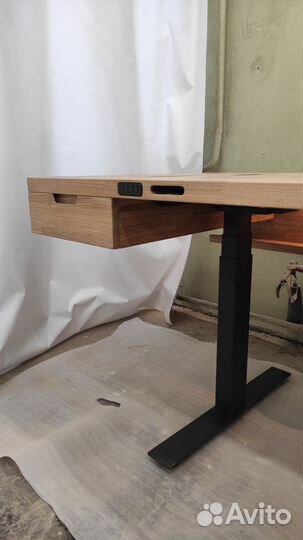 Огромный умный стол с USB HUB