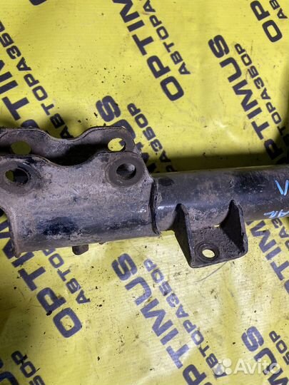 Стойка задняя левая Nissan X-Trail T30