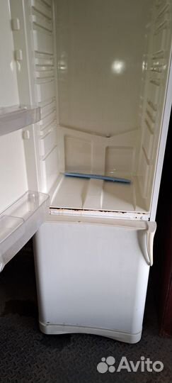Холодильник бу indesit