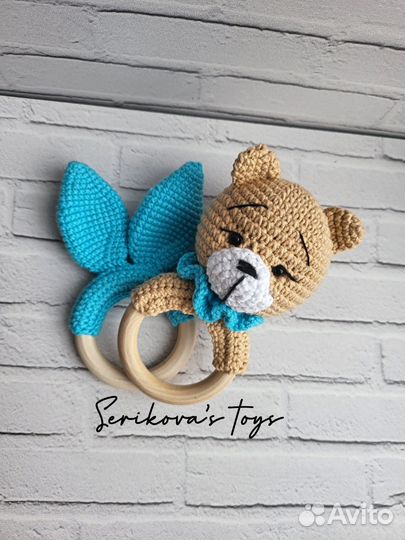 Погремушка для малыша вязаная погремушка