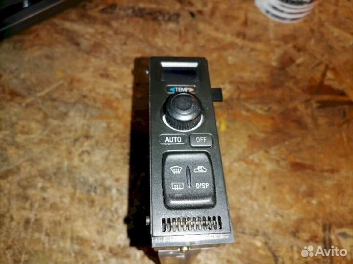 Блок управления климат-контролем Mitsubishi Galant