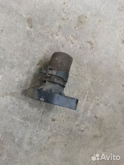 Корпус термостата Toyota Passo KGC10 1KR