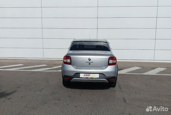 Renault Logan Stepway 1.6 МТ, 2020, 235 000 км