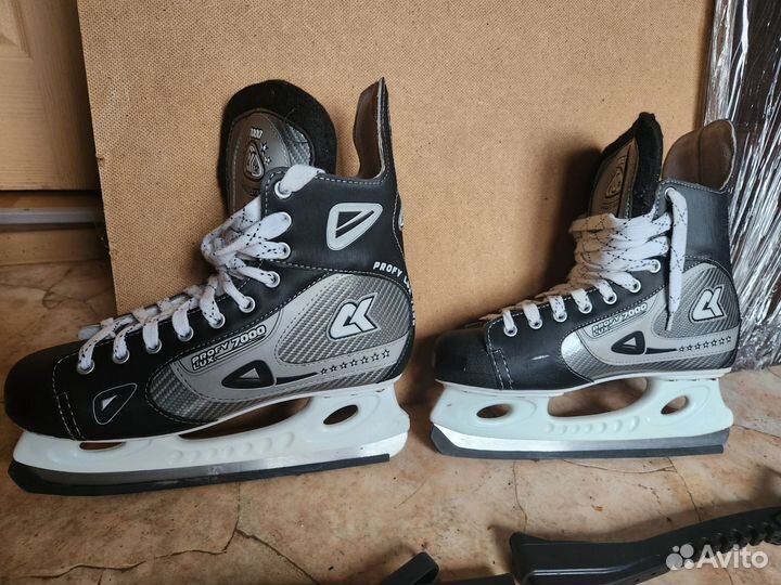 Коньки хоккейные 43 размер Profy Lux