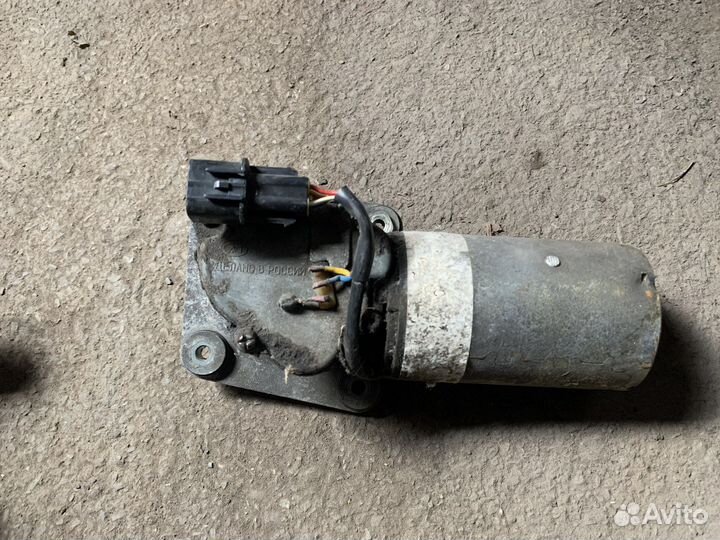 Моторчик трапеции стеклоомывателя на Lanos