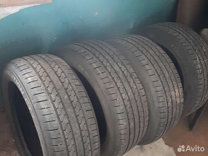 Cooper Evolution CTT 235/55 R18 100V