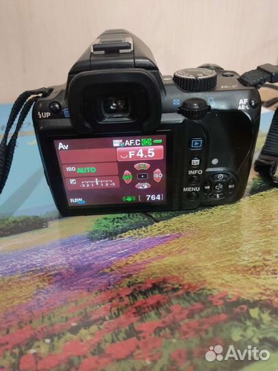 Зеркальный фотоаппарат Pentax k-r