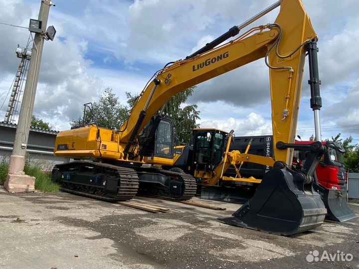 Гусеничный экскаватор LiuGong CLG933E, 2023