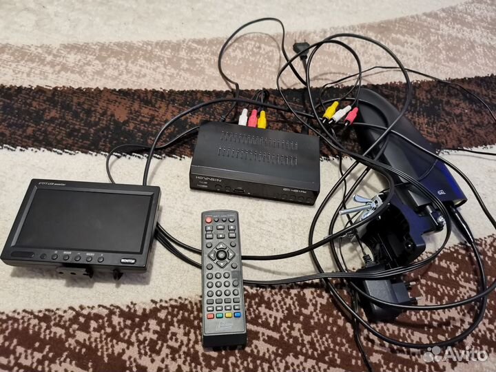 Тв приставка с антенной и монитором