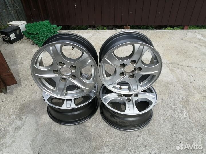 Литые диски r16