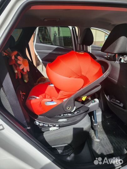 Автолюлька Cybex Cloud Zi-Size с базой