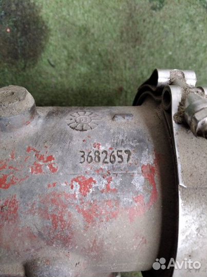 Патрубок впускной системы Volvo Vnl 670 тягач