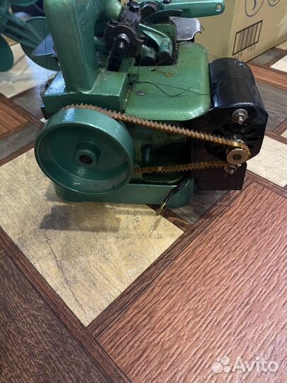 Оверлок для швейной машины