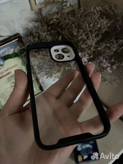 Чехол на iPhone 13