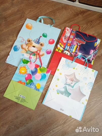 Пакет подарочный др нг крафт большие и средние