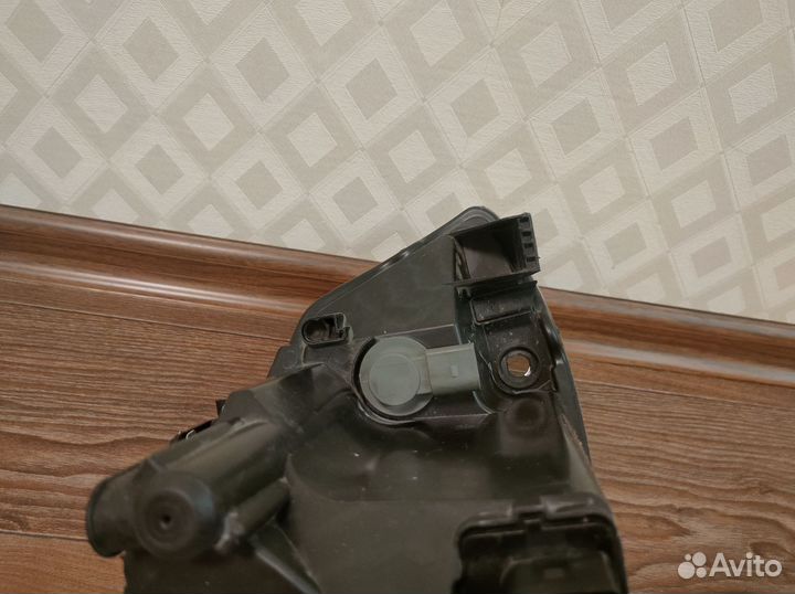 Фара левая volkswagen polo седан