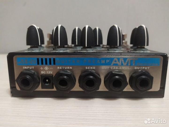 Гитарный преамп AMT SS-20